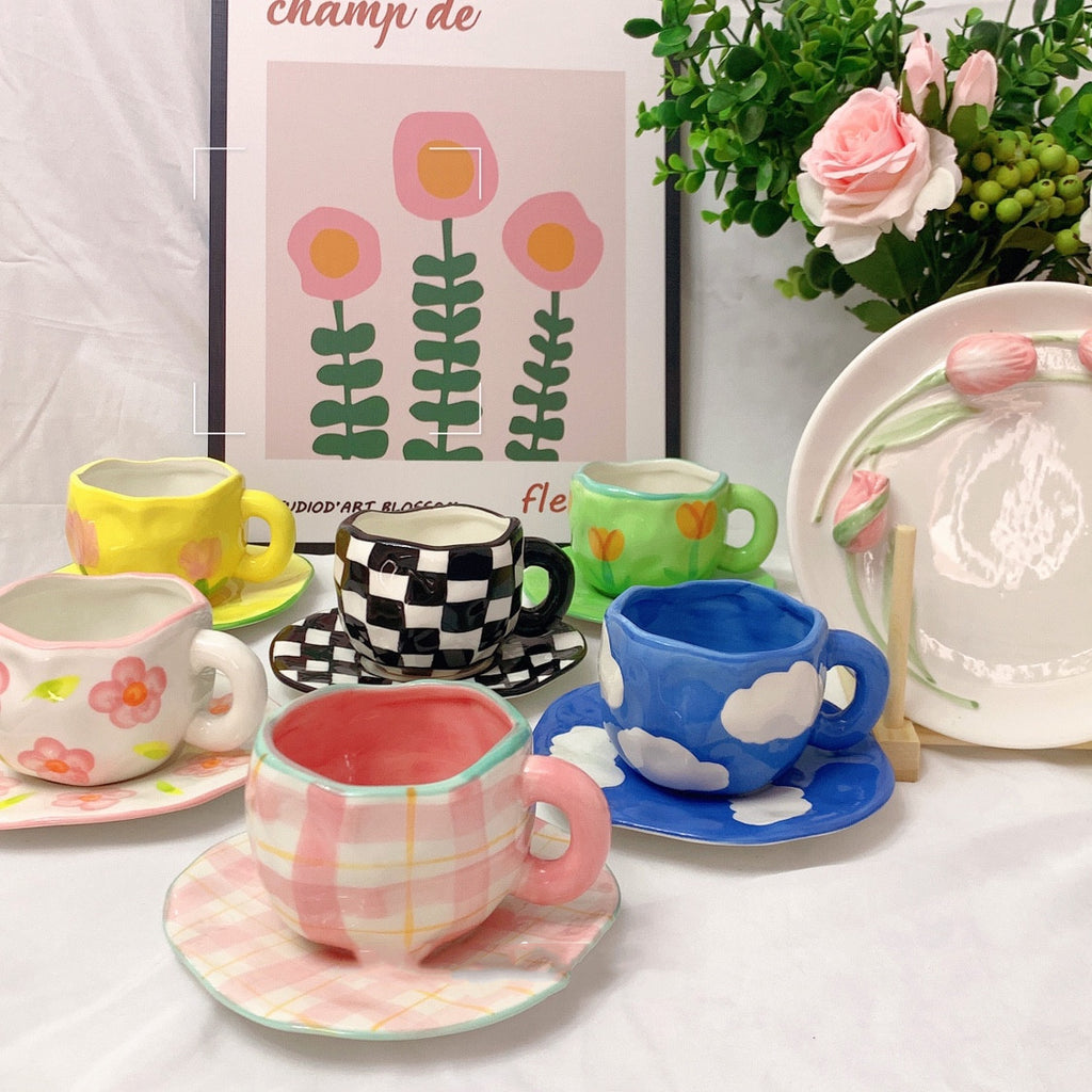 Retro Young Girl Heart Hand Pinch Coffee Set